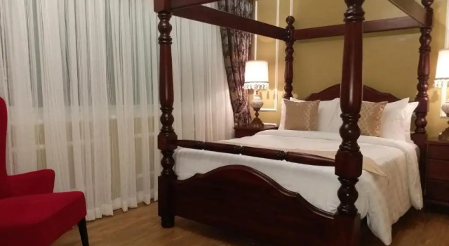Двухместный номер Standard с балконом Lee Boutique Hotel Tagaytay