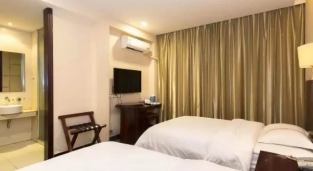 Двухместный номер Standard Kaiserdom Zhongshan Road