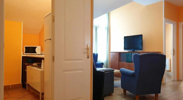 TODOSIERRANEVADA ZONA BAJA - APARTAMENTOS DE 4 DORMITORIOS - Junto a los Telecabinas, Varaa Huoneisto Pradollano 