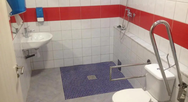 Кровать в общем номере Albergue @ Muxia