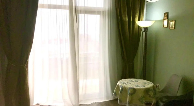 David APT 1A, Book Hotel Batumi 