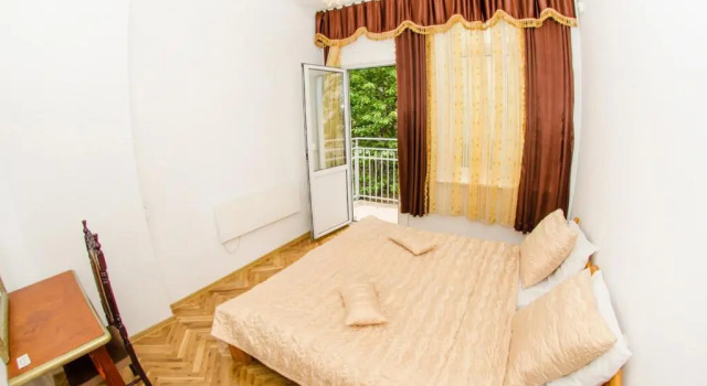 Standard dublă cameră cu balcon Central GuestHouse Five Corners