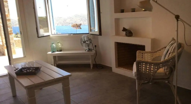Chez Semiramis The Summer Breeze House for 13 persons 5min from the beach, Reserva ahora Casa o chalet Serifos 