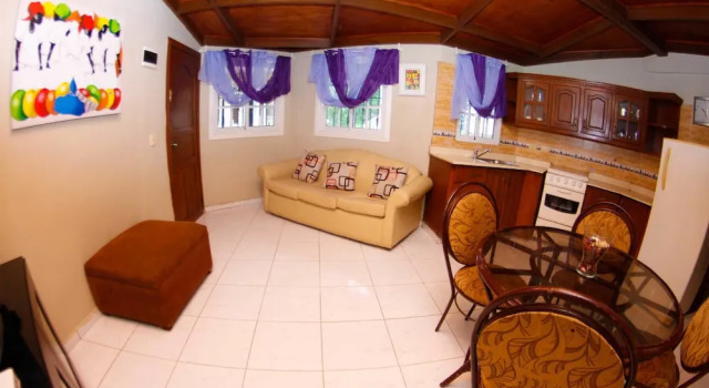 Apartamentos Hostal Cayuco Boramar