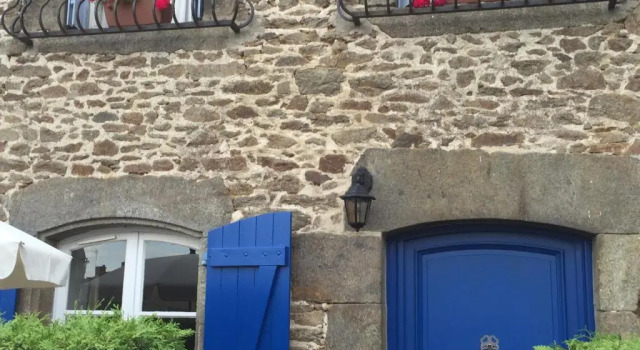 Коттедж La Petite Maison Bleue