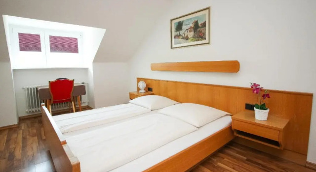 Двухместный номер Standard Hotel Olympia