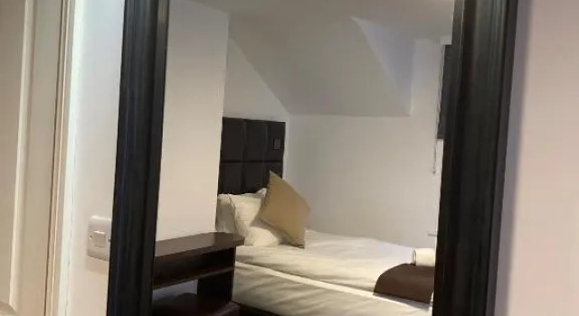 Номер Standard The Charles Hotel