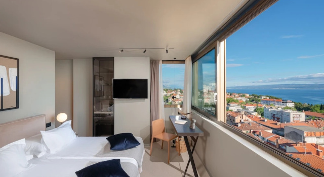 Двухместный номер Standard с видом на море Royal Suites-Sky