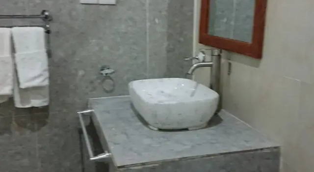 Четырёхместный номер Standard с балконом Tuna Nungwi Beach Bungalow