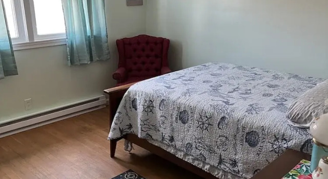 Апартаменты c 1 комнатой Boat House Ground Floor #2 - 1 Br Waterfront, Wifi 1 Bedroom Apts by RedAwning