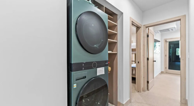 Вилла Ina's Way Townhomes, Unit A