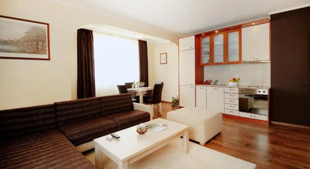 Апартаменты Standard Venice Apartments