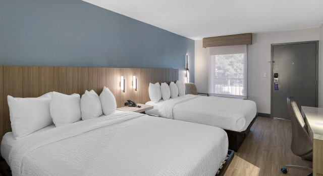 Четырёхместный номер Standard Best Western Of Walterboro