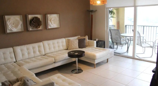 6-502 Amazing Water View - Three Bedrooms, Varaa Huoneisto Hotellit Miami Beach uima-altaalla, Uima-allas