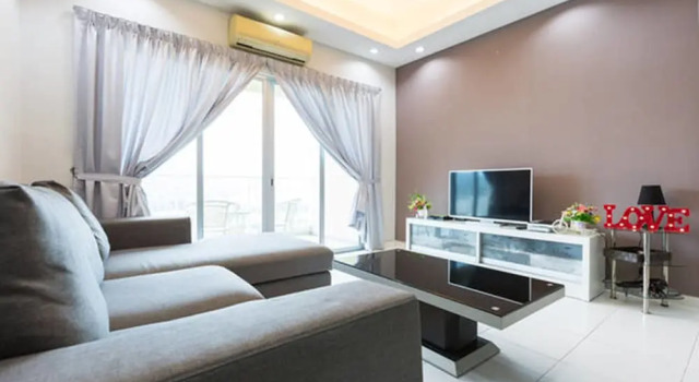 Sky Holiday Home - Golf View, Rezervasyon Otel Bayan Lepas Penang