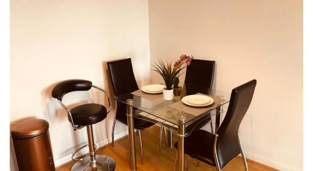 Апартаменты 3 Bedroom Beautiful Apartment