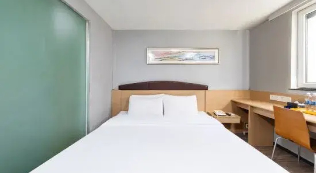 Двухместный номер Superior 7Days Inn Shenyang Gugong Huaiyuanmen Subway Station