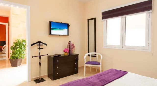 Villa Los Azules 3 a 7 dormitorios, Prenota Villa Hotel a Gran Canaria con piscina, Piscina
