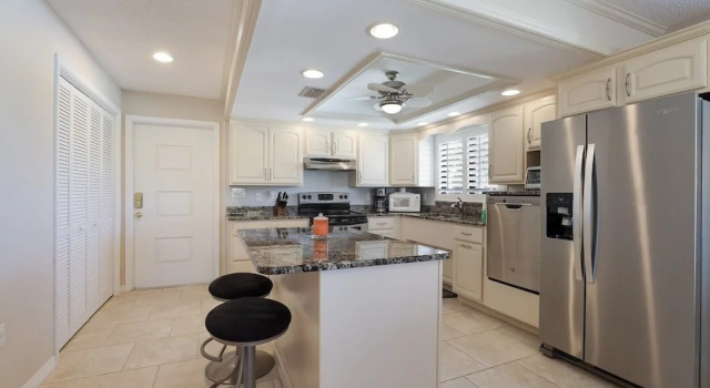 Westbay Point Moorings 26 2 Bedrooms 2 Bathrooms Condo
