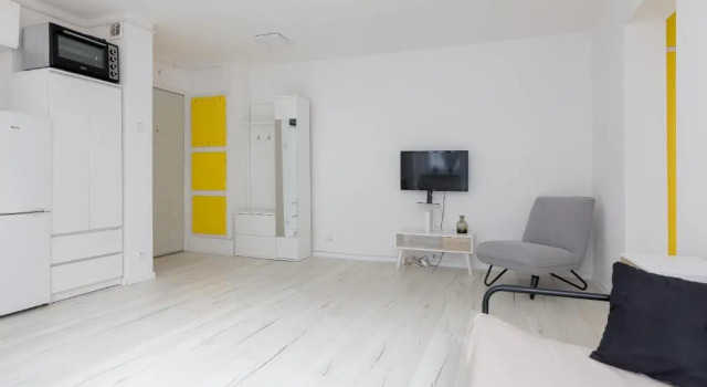 Апартаменты Rondo ONZ Sunny Apartment