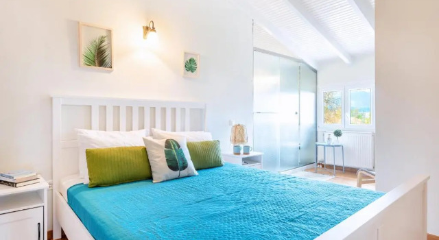 Spyrelia 6Bedroom Villa by Konnect, Private Pool & Outdoor Hot Tub included