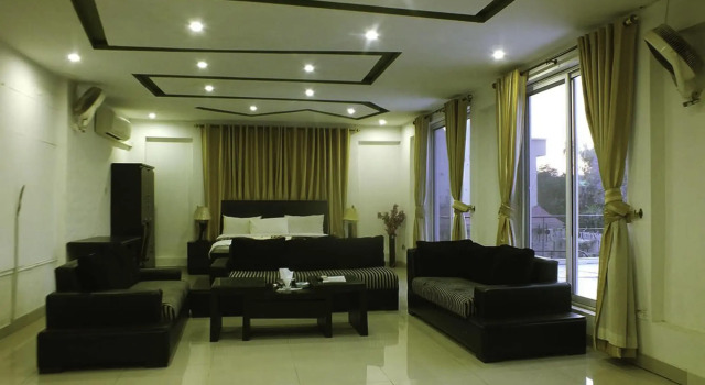 Capetown Guest House, Book Guesthouse Hotels in Islamabad with Parking, Parking