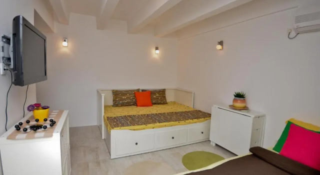 Студия Alex Apartments