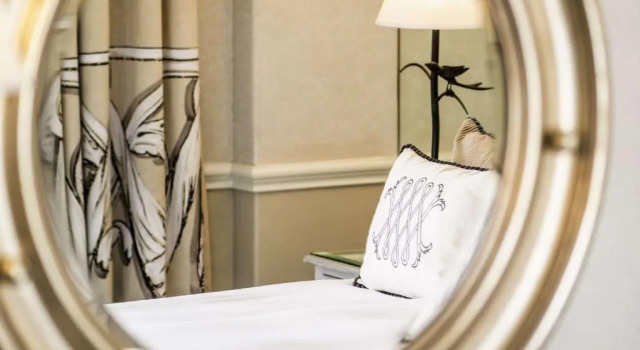 Номер Superior с видом на гавань Cape Grace, A Fairmont Managed Hotel