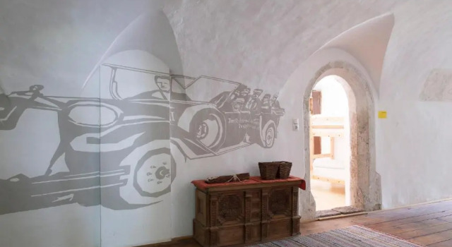 Кровать в общем номере Romedihof Backpacker Hostel