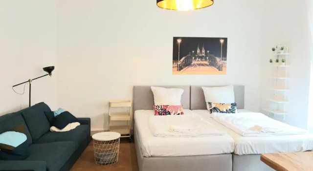 Апартаменты StayInn "Heart of the City" Suite