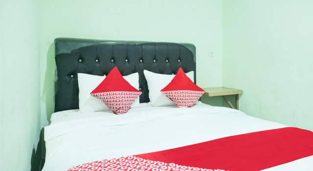 Номер Deluxe Hotel O Ilir Timur I Near Rsud Siti Fatimah Az-Zahra Formerly Lumendiva Suite