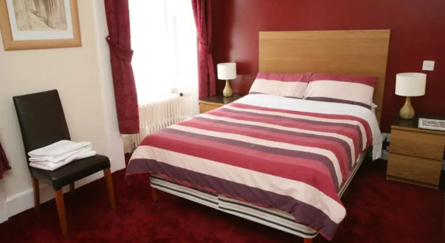 Двухместный номер Economy Clifton Hotel