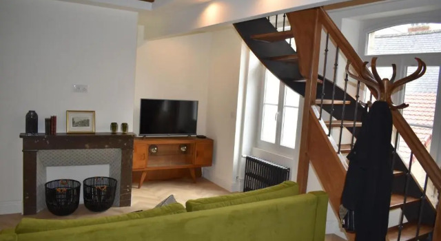 Апартаменты с 3 комнатами Maison 1747 - Gîtes de Standing en Vieille-ville avec Cour