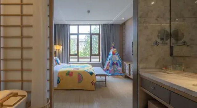 Люкс Holiday Inn Dalian Hot Spring By Ihg