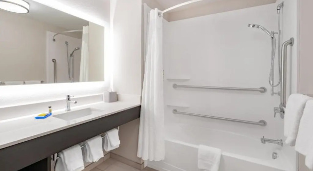 Люкс Holiday Inn Express & Suites Trinidad by IHG