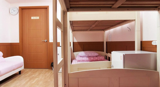 Casa Amigo Guesthouse, Забронировать Отель Мапхогу Сеул, рядом с Торговая улица Хондэ