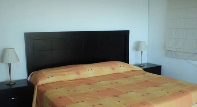 Departamento a  pie de  Playa, Забронировать Отель Отели Ixtapa-Zihuatanejo с бассейном, Бассейн