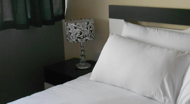 Max Estates Parallel House Serviced Apartments Slough, Varaa Huoneisto Asunnot kohteessa Merseyside, Huoneisto