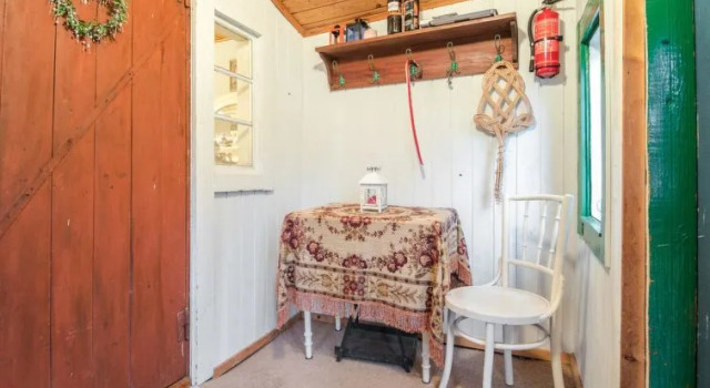 Holiday Home Puutarhurin mökki, Book Hotel Lohja Southern Finland
