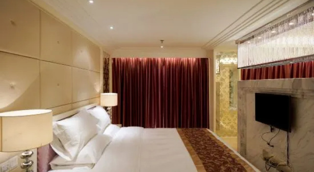 Xiangsheng Business Hotel, Boek Hotel Hotels in Guangdong met parkeren, Parkeren