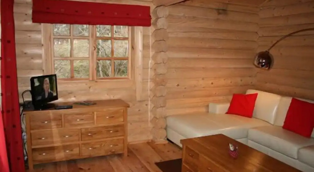Шале Standard c 1 комнатой с балконом BCC Loch Ness Log Cabins