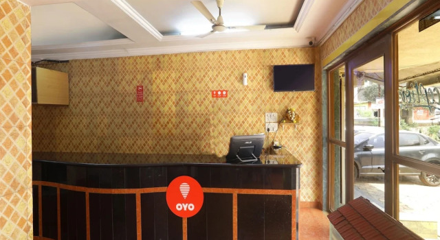 OYO 11967 Hotel Clarissa, Забронировать Отель Отели штата Махараштры 3 звезды, 3*