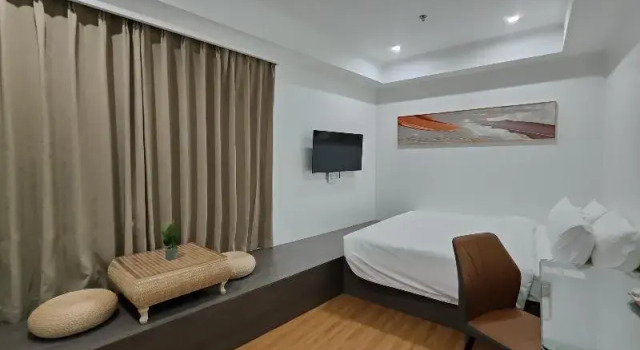 Полулюкс Standard Mactan Grand Golden Hotel near Airport