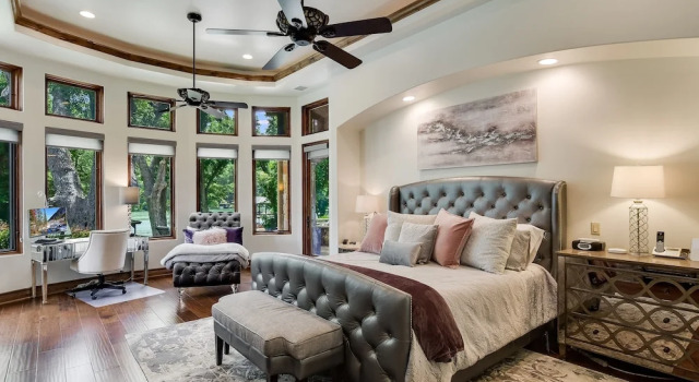 The Above Casa Tranquility Lake Austin 5 Bedroom Estate