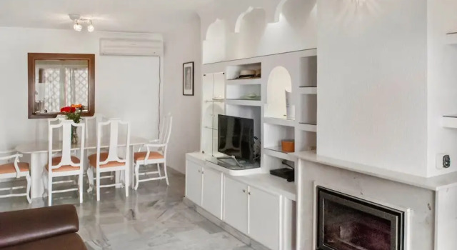 Lovely Townhouse in Beautiful Torreblanca Ref 93