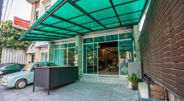 Коттедж с 3 комнатами Stylish City House in middle of Nimman