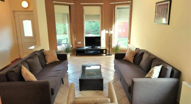 Апартаменты Kikelet Villa