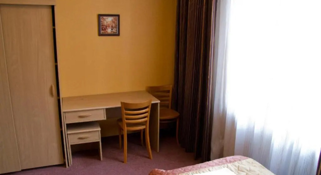 Трёхместный номер Standard Hotel Iskra