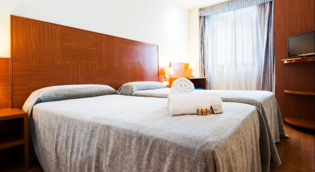 ibis Styles Pamplona Noain, Prenota Hotel Noáin Navarra