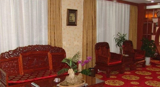 Qianxilong Hotel